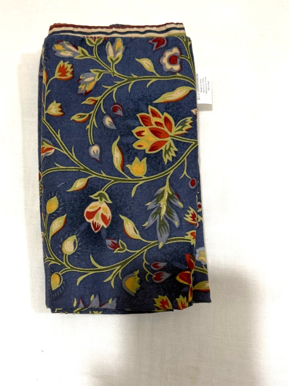 Floral 💯% Cotton Cloth Reversible Napkins (Set of 4) in Blue NWOT